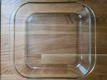 Photo of free Pyrex glass oven dish (Chorlton M21) #1
