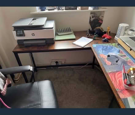 Photo of free Desk (Weaverham CW8) #1