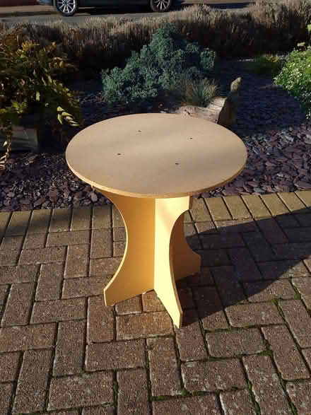 Photo of free Display table (IP5) #1