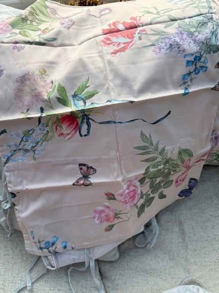 Photo of free Duvet cover with 3 pillow cases (Maidenhead SL6 4) #2