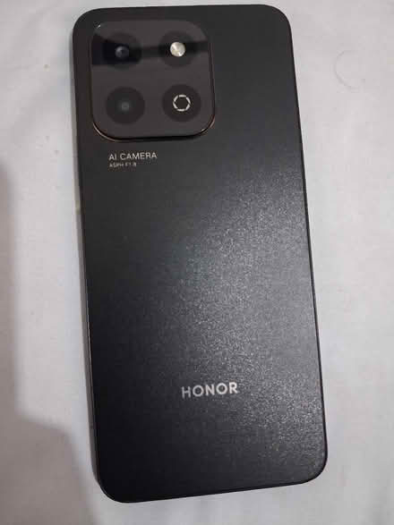 Photo of free HONOR mobile (Manchester city) #1