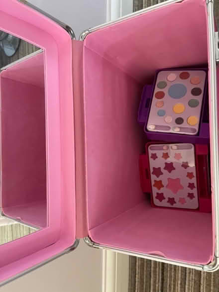 Photo of free Insta glam on the glo (DA16) #3