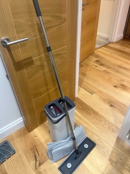 Photo of free Floor cleaner (CT4) #1
