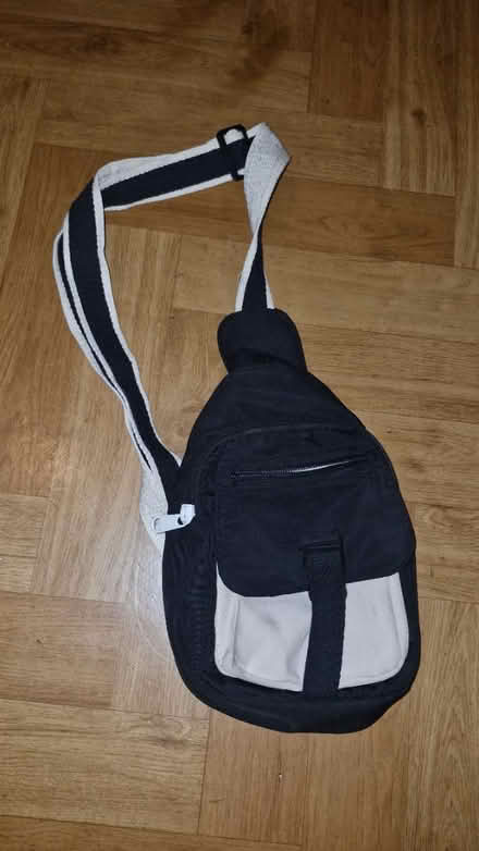 Photo of free Bag (Lambeth SW8) #1