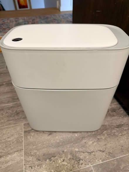 Photo of free DIY special: hands-free receptacle (South Hill) #2