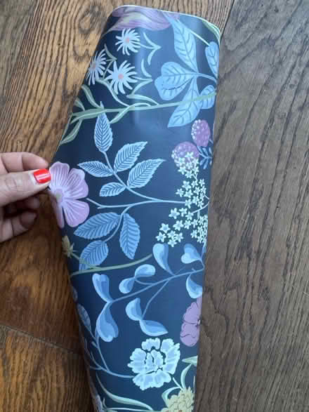 Photo of free Roll of sticky wallpaper floral (BR3) #1