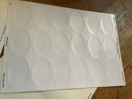 Photo of free Avery sample label sheet. Code: J8102 (Brampton S40) #1