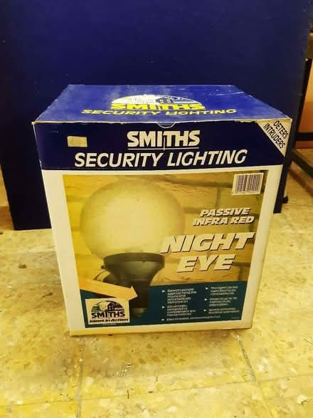 Photo of free Outside light with PIR sensor (Cromford DE4) #1