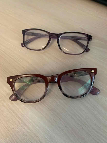 Photo of free Reader glasses (Delaware & Davenport) #1