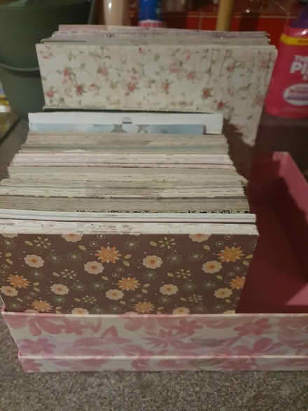 Photo of free Craft papers (Beckton E6) #1