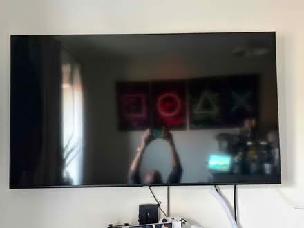 Photo of free Samsung Q60T QLED 4K HDR Smart TV (RG30) #1