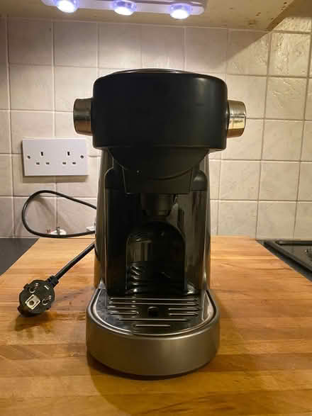 Photo of free Malongo Coffee pad Machine (Greystones) #3