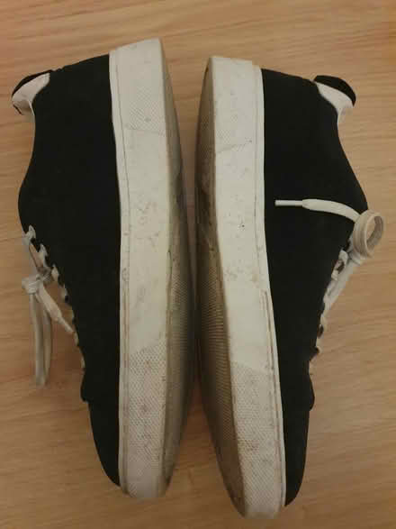 Photo of free Men's trainers size 8 (42) (Adel LS16) #2