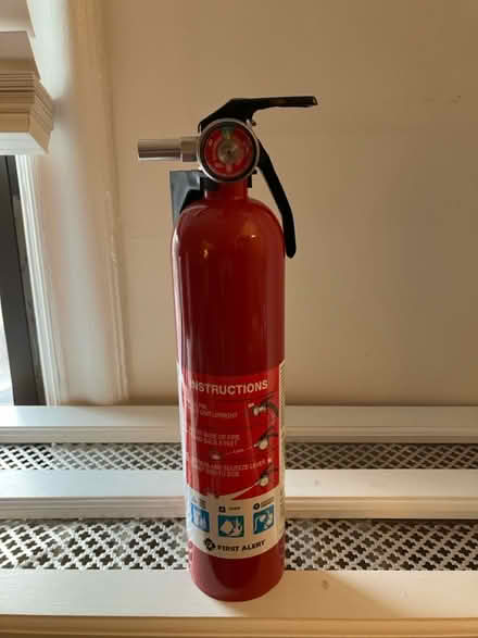 Photo of free Small fire extinguisher (Cleveland Park) #1
