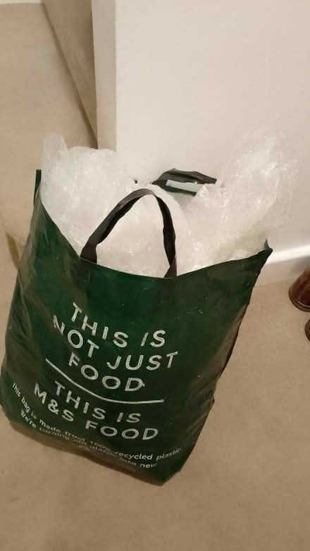 Photo of free Bg of bubble wrap (mitchams corner CB4) #1