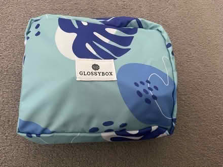 Photo of free Skin care and make up items (OX14) #2