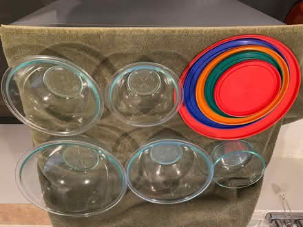 Photo of free Pyrex Bowl Set (Cedar Grove, Fairview Ave.) #1