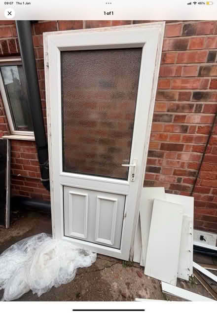 Photo of Exterior Door And Frame (CT6) #1