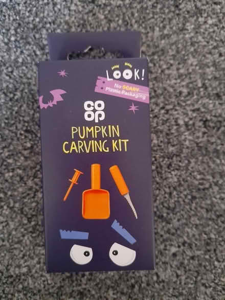 Photo of free Pumpkin carving kit (Chesterfield, S41) #1