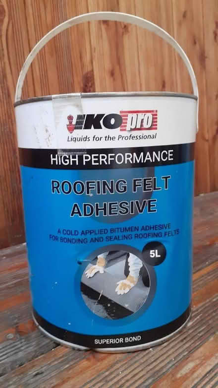 Photo of free Roofing felt adhesive (Becontree RM8) #1