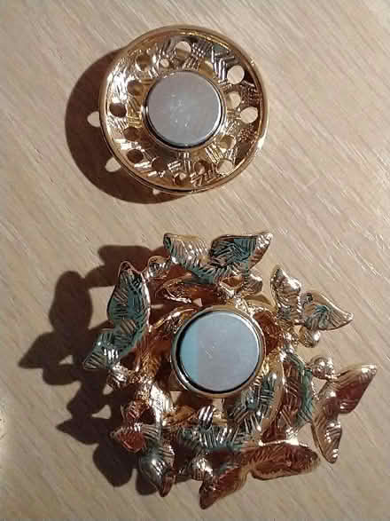 Photo of free Magnet brooch (Endmoor LA8) #3