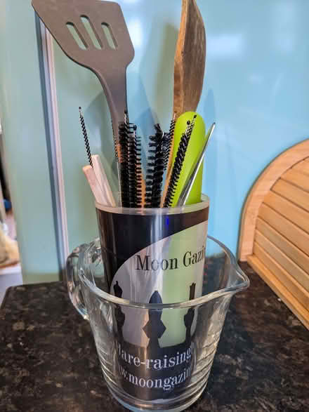 Photo of free Random kitchen things (Middlewood S35) #1