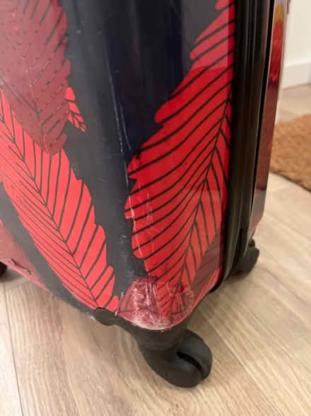 Photo of free Cabin baggage suitcase (BA2) #3