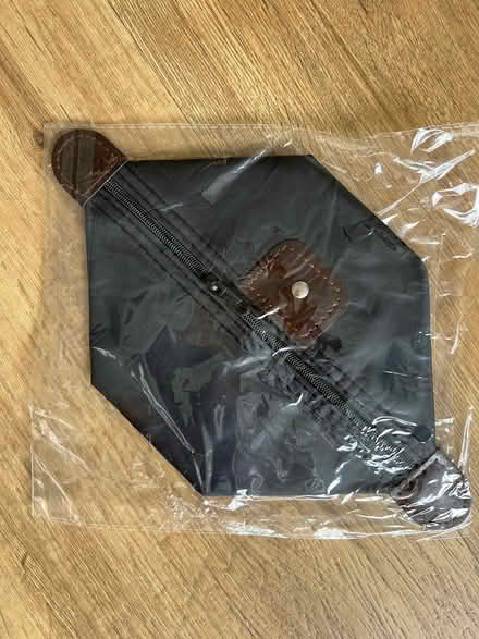 Photo of free Bag (Serangoon MRT station) #2