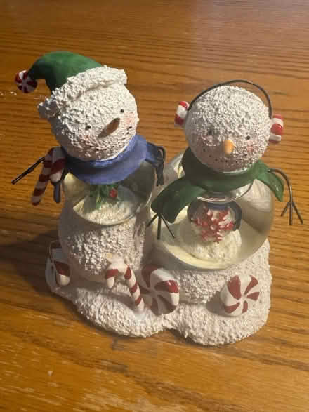 Photo of free Snowmen decorative snow globes (Downers Grove - South) #1