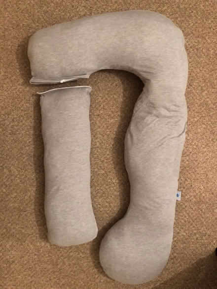 Photo of free Pregnancy/ maternity pillow (Honor Oak/ Forest Hill SE23) #1