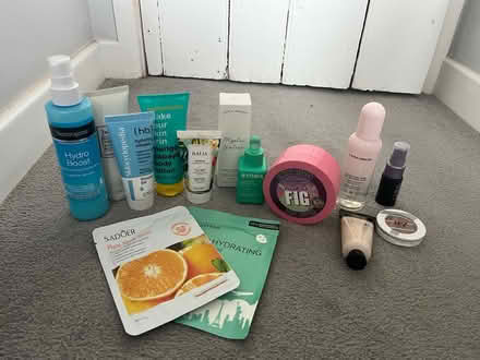 Photo of free Skin care and make up items (OX14) #1