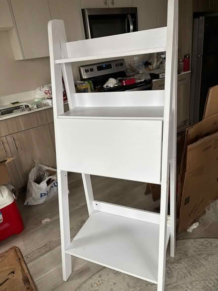 Photo of free Desk (Central District) #1