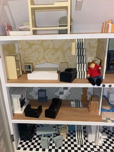Photo of free Doll’s House (Kilburn NW6) #3