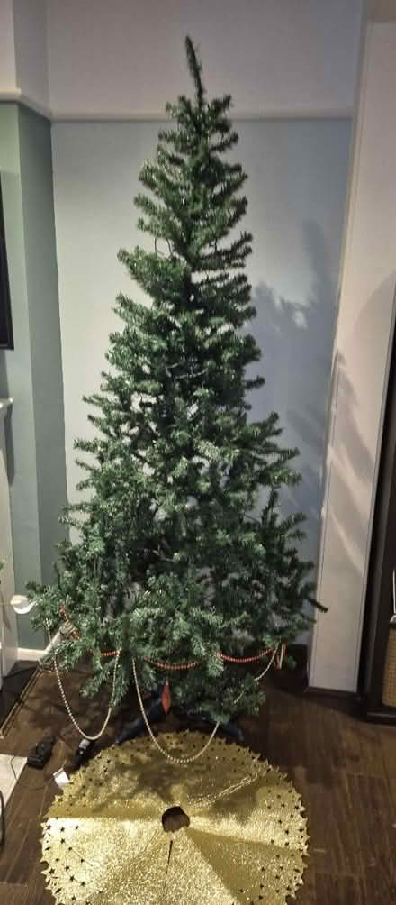 Photo of free Christmas tree with Skirt (thornton heath) #1