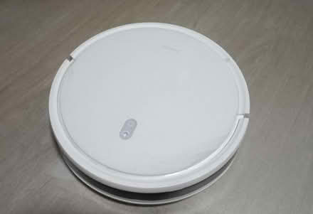 Photo of free Xiaomi vacuum bot E10 (faulty) (Tiong bahru) #1