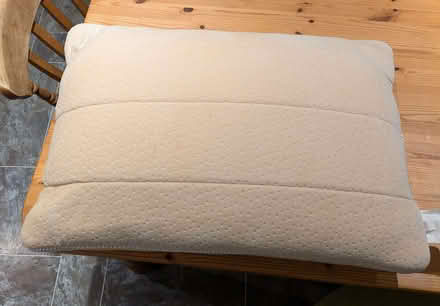 Photo of free Memory Foam Pillow (Summerlands LA8) #1