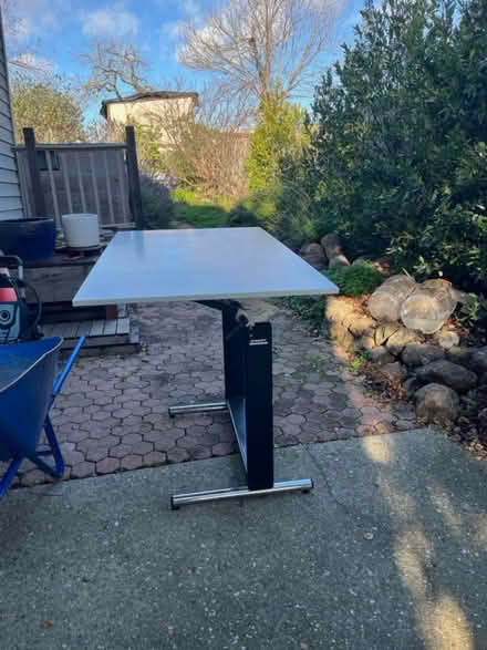 Photo of free Drafting Table (Vallejo) #4