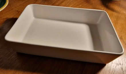 Photo of free White Ceramic Oven Roaster Dish (Woking GU22 9) #1