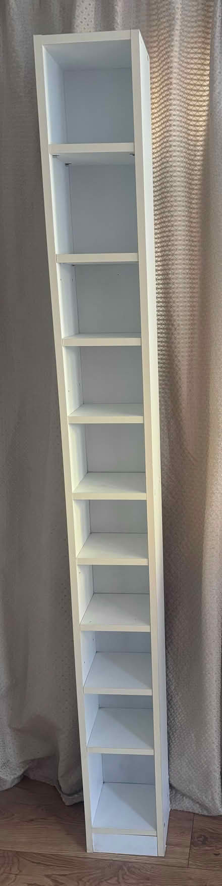 Photo of free Shelf (Stanney Oaks CH1) #1