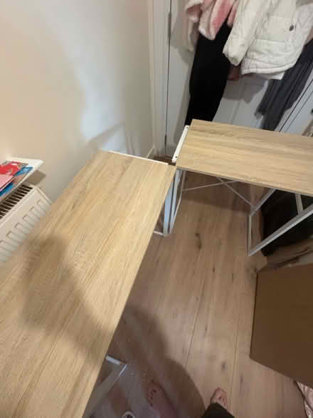 Photo of free Corner desk (TW17) #4