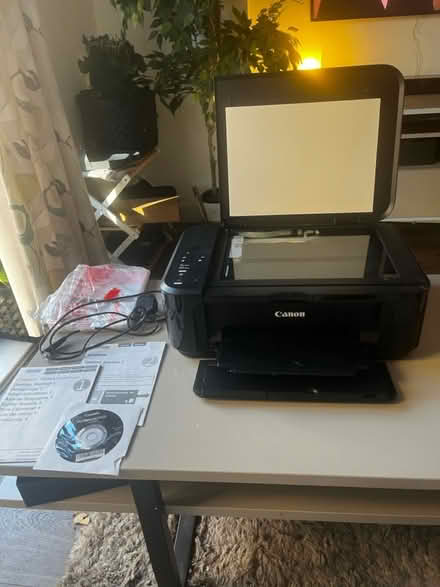 Photo of free Needs Repair - Canon PIXMA Printer (HA8 / Edgware) #1