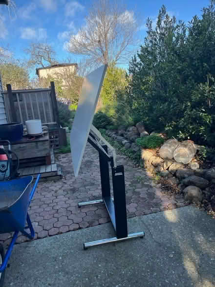 Photo of free Drafting Table (Vallejo) #2