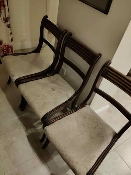 Photo of free 3 matching dining /kitchen chairs (Jericho OX2) #1