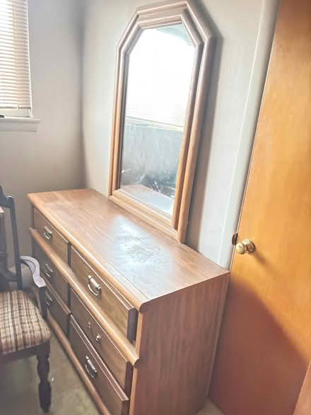 Photo of free One dresser ready (20746) #1