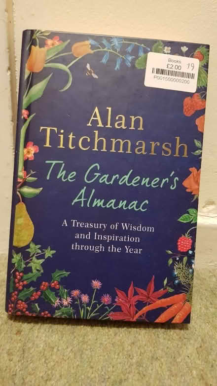 Photo of free Alan Titchmarsh gardening book (Abingdon Oxfordshire OX14) #1