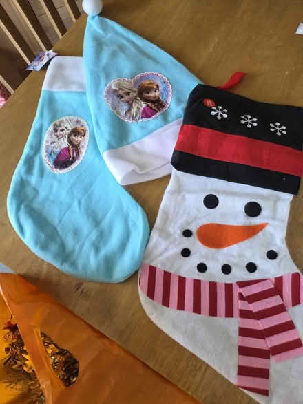 Photo of free Christmas tree and decs (Southend on sea Ss2 4dh) #3