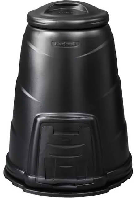 Photo of Outside compost bin (WF14) #1