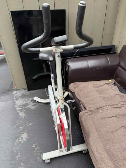 Photo of free Stationary exercise bike w/o pedal (Valencia Avenue, Sunnyvale) #4