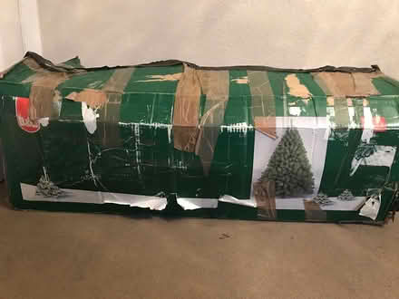 Photo of free Extremely bushy 6ft Christmas Tree (Welling DA16, Off Welling Way) #3