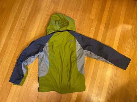 Photo of free Men’s north face jacket (Greenwood) #2